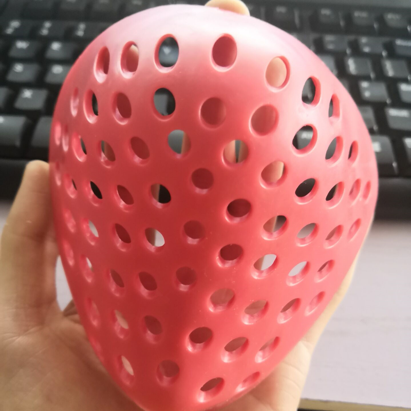Maschera in silicone rosso ner - Silicone Mask Bracket recensione e prezzo